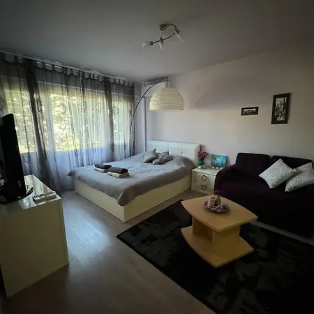 малък уютен * Варна